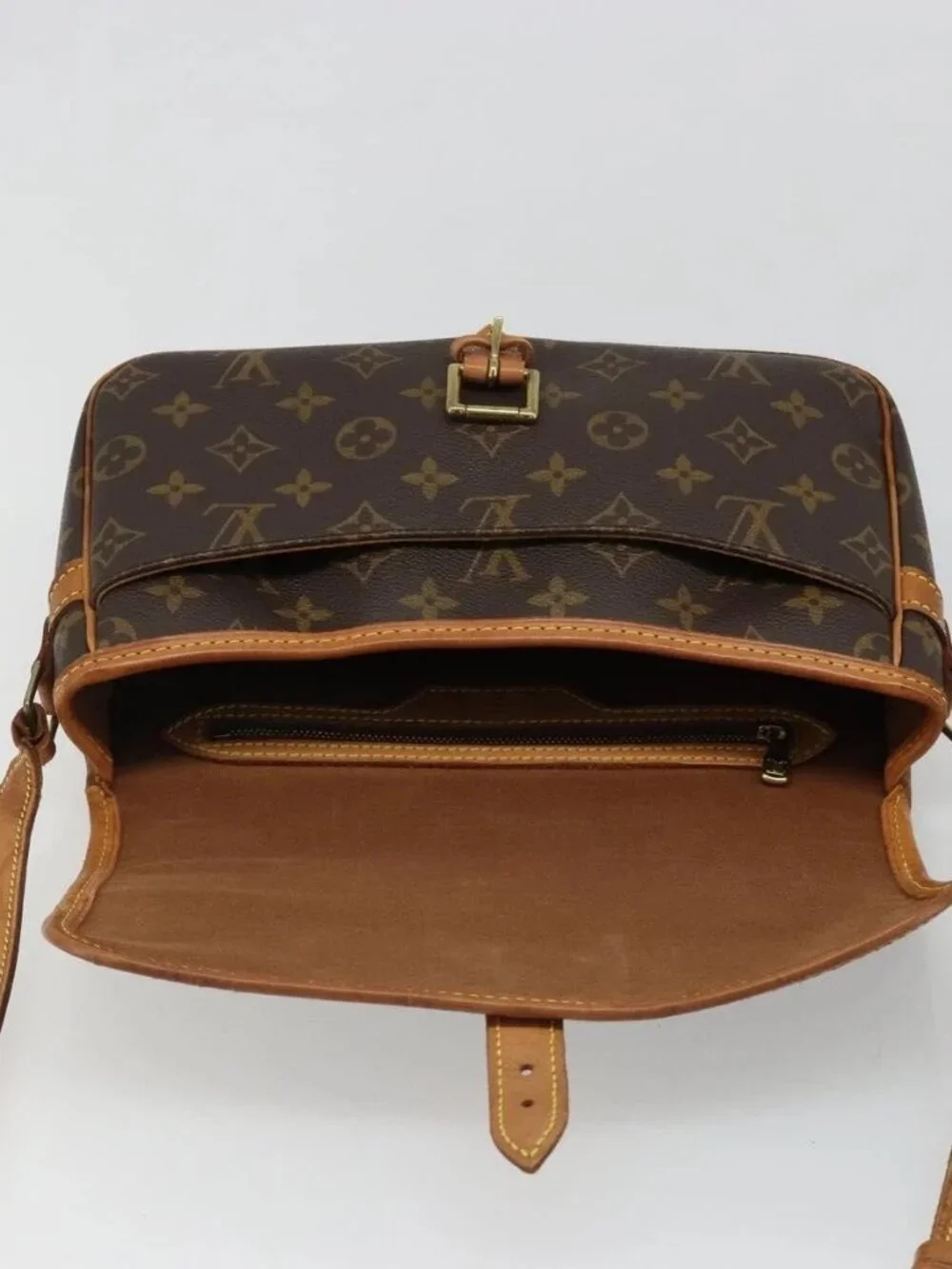 LOUIS VUITTON Monogram Sologne Shoulder Bag M42250 LV Auth fm5361